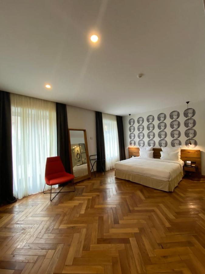 Shota @ Rustaveli Boutique Hotel Tbilisi Luaran gambar